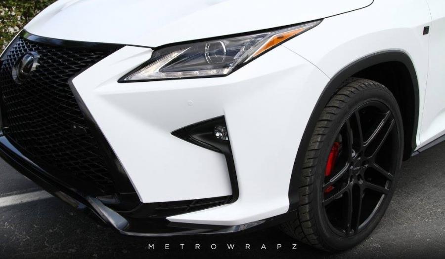 Детали экстерьера Lexus RX350 Silky Smooth Satin White by MetroWrapz 2017 года  (фото 2 из 4)